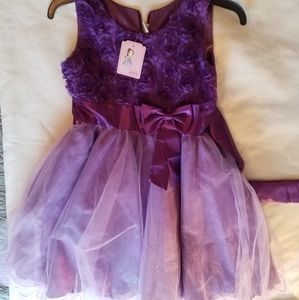 Girls dress